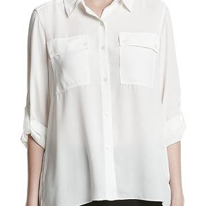 ⭐⭐Jones New York off white blouse⭐⭐